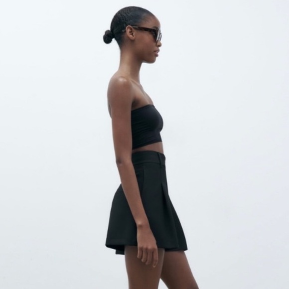 ZARA Front Pleat Trouser Shorts - Picture 2 of 4